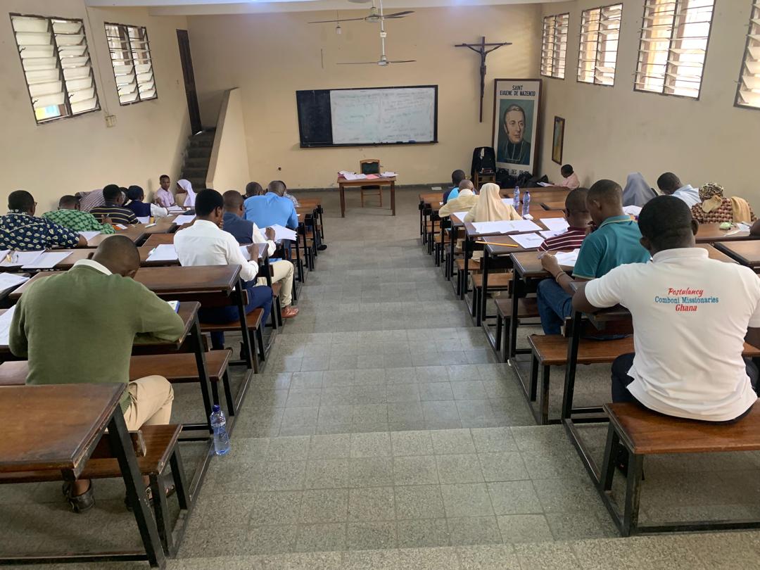 Faculté de Théologie - Université de Mazenod (udmaz)